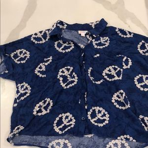 Lularoe Amy Blue Peace Sign Daisy Print